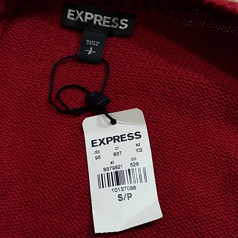 Sweater - Picture 4 of 4